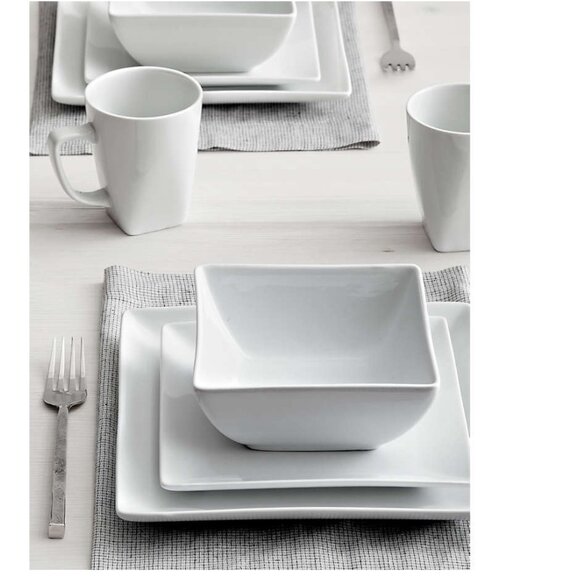 Crate&Barrel Court Large Square Dinner Plates, Set of 4 - Picture 6 of 11